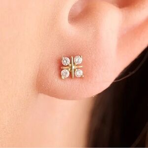 Henri Noel 18k solid gold fine jewelry diamond studs